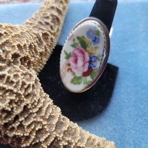M&S Porcelain Ring